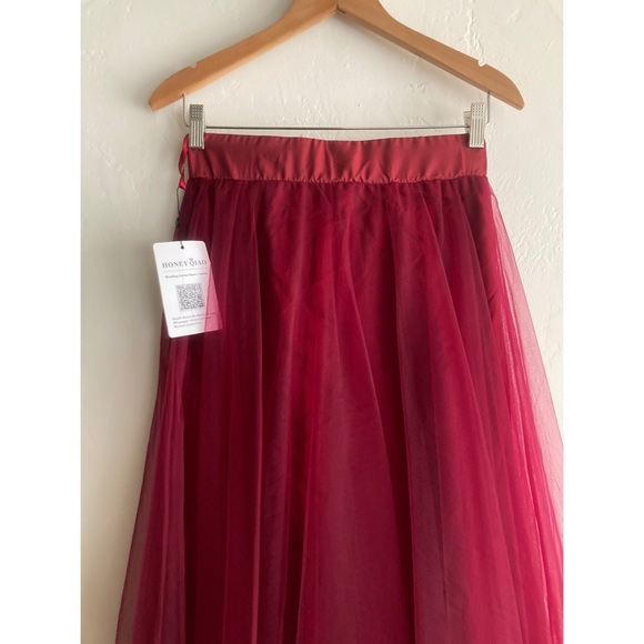 🎉Honey Qiao • Red Maxi High Waist Tulle Skirt - Picture 3 of 11